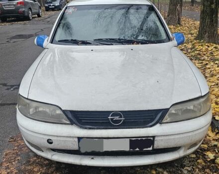 Белый Опель Вектра, объемом двигателя 0 л и пробегом 234 тыс. км за 714 $, фото 1 на Automoto.ua