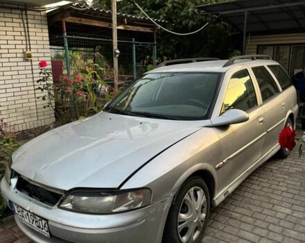 Белый Опель Вектра, объемом двигателя 2 л и пробегом 400 тыс. км за 840 $, фото 1 на Automoto.ua