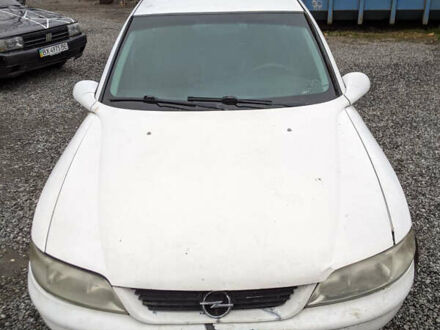 Білий Опель Вектра, об'ємом двигуна 1.8 л та пробігом 308 тис. км за 1400 $, фото 1 на Automoto.ua