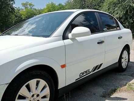 Опель Вектра 2003 у Запоріжжя на Automoto.ua Білий Опель Вектра, об'ємом двигуна 2.17 л та пробігом 300 тис. км за 4100 $, фото 1 на Automoto.ua