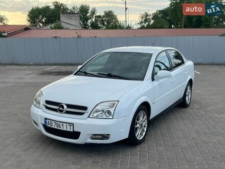 Білий Опель Вектра, об'ємом двигуна 2 л та пробігом 290 тис. км за 4200 $, фото 1 на Automoto.ua