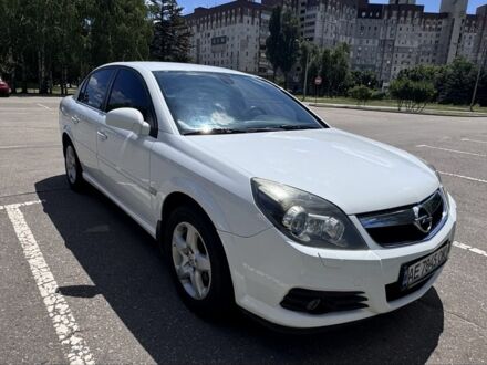 Білий Опель Вектра, об'ємом двигуна 2.2 л та пробігом 250 тис. км за 5783 $, фото 1 на Automoto.ua