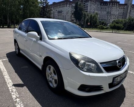 Белый Опель Вектра, объемом двигателя 2.2 л и пробегом 250 тыс. км за 5783 $, фото 1 на Automoto.ua