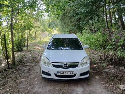 Белый Опель Вектра, объемом двигателя 0 л и пробегом 366 тыс. км за 5800 $, фото 1 на Automoto.ua