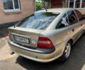 Бежевый Опель Вектра, объемом двигателя 1.6 л и пробегом 290 тыс. км за 2100 $, фото 1 на Automoto.ua