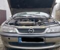 Бежевый Опель Вектра, объемом двигателя 2 л и пробегом 500 тыс. км за 1900 $, фото 2 на Automoto.ua