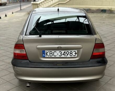 Бежевый Опель Вектра, объемом двигателя 0 л и пробегом 300 тыс. км за 1000 $, фото 4 на Automoto.ua