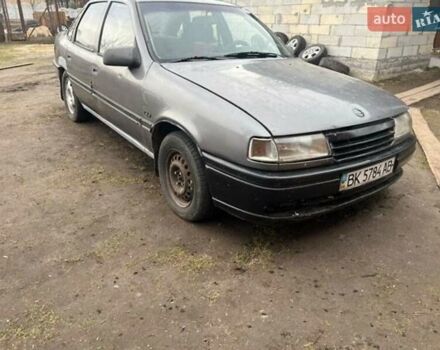 Бежевый Опель Вектра, объемом двигателя 2 л и пробегом 400 тыс. км за 650 $, фото 2 на Automoto.ua