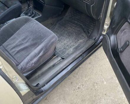 Бежевий Опель Вектра, об'ємом двигуна 2 л та пробігом 470 тис. км за 999 $, фото 2 на Automoto.ua