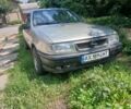 Бежевый Опель Вектра, объемом двигателя 2 л и пробегом 383 тыс. км за 1001 $, фото 1 на Automoto.ua