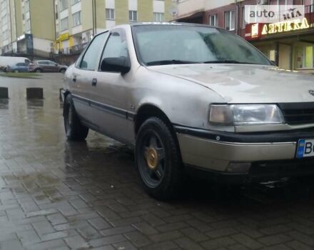 Бежевий Опель Вектра, об'ємом двигуна 2 л та пробігом 253 тис. км за 1650 $, фото 4 на Automoto.ua
