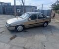 Бежевый Опель Вектра, объемом двигателя 1.6 л и пробегом 200 тыс. км за 1100 $, фото 7 на Automoto.ua