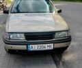 Бежевый Опель Вектра, объемом двигателя 2 л и пробегом 320 тыс. км за 1800 $, фото 5 на Automoto.ua