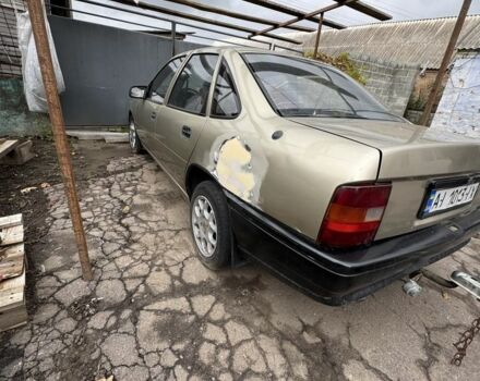 Бежевий Опель Вектра, об'ємом двигуна 2 л та пробігом 300 тис. км за 1200 $, фото 2 на Automoto.ua