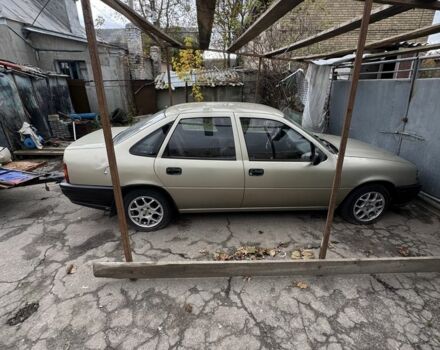 Бежевий Опель Вектра, об'ємом двигуна 2 л та пробігом 300 тис. км за 1200 $, фото 1 на Automoto.ua