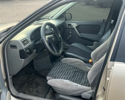 Бежевий Опель Вектра, об'ємом двигуна 1.6 л та пробігом 329 тис. км за 1599 $, фото 12 на Automoto.ua