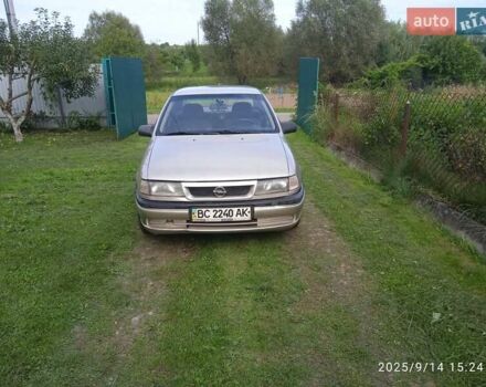 Опель Вектра 1993 в Львове на Automoto.ua Бежевый Опель Вектра, объемом двигателя 1.6 л и пробегом 400 тыс. км за 1500 $, фото 5 на Automoto.ua