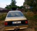 Бежевый Опель Вектра, объемом двигателя 1.8 л и пробегом 260 тыс. км за 1400 $, фото 3 на Automoto.ua