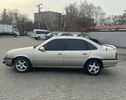 Бежевий Опель Вектра, об'ємом двигуна 1.6 л та пробігом 329 тис. км за 1599 $, фото 6 на Automoto.ua