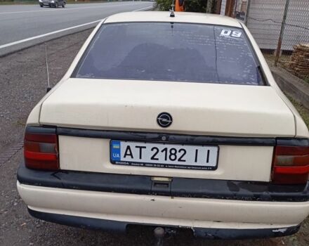 Опель Вектра 1994 в Галиче на Automoto.ua Бежевый Опель Вектра, объемом двигателя 1.7 л и пробегом 440 тыс. км за 1150 $, фото 2 на Automoto.ua