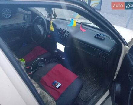 Бежевий Опель Вектра, об'ємом двигуна 1.69 л та пробігом 359 тис. км за 2100 $, фото 5 на Automoto.ua
