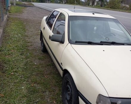 Опель Вектра 1994 в Галиче на Automoto.ua Бежевый Опель Вектра, объемом двигателя 1.7 л и пробегом 440 тыс. км за 1150 $, фото 4 на Automoto.ua