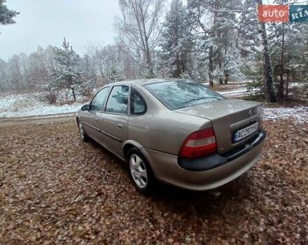 Бежевый Опель Вектра, объемом двигателя 1.6 л и пробегом 303 тыс. км за 2450 $, фото 14 на Automoto.ua