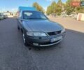 Бежевий Опель Вектра, об'ємом двигуна 1.6 л та пробігом 303 тис. км за 2450 $, фото 4 на Automoto.ua