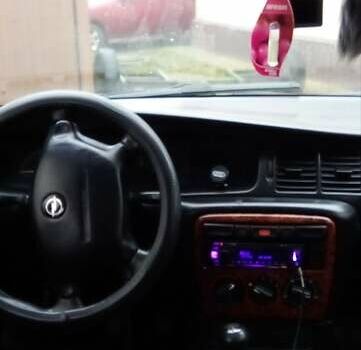 Бежевий Опель Вектра, об'ємом двигуна 1.8 л та пробігом 280 тис. км за 3000 $, фото 4 на Automoto.ua