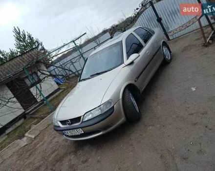 Бежевый Опель Вектра, объемом двигателя 1.8 л и пробегом 340 тыс. км за 2700 $, фото 1 на Automoto.ua