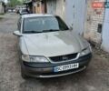 Бежевий Опель Вектра, об'ємом двигуна 2 л та пробігом 430 тис. км за 1400 $, фото 1 на Automoto.ua