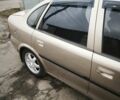 Бежевый Опель Вектра, объемом двигателя 2 л и пробегом 419 тыс. км за 3500 $, фото 2 на Automoto.ua
