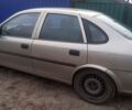 Бежевый Опель Вектра, объемом двигателя 1.6 л и пробегом 340 тыс. км за 2000 $, фото 2 на Automoto.ua
