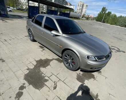 Бежевий Опель Вектра, об'ємом двигуна 1.6 л та пробігом 144 тис. км за 4200 $, фото 5 на Automoto.ua