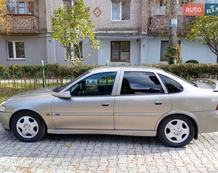 Опель Вектра 1999 в Сокале на Automoto.ua Бежевый Опель Вектра, объемом двигателя 2 л и пробегом 353 тыс. км за 2700 $, фото 12 на Automoto.ua