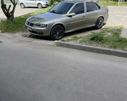 Бежевий Опель Вектра, об'ємом двигуна 1.6 л та пробігом 144 тис. км за 4200 $, фото 2 на Automoto.ua