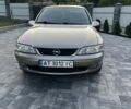 Бежевий Опель Вектра, об'ємом двигуна 1.6 л та пробігом 177 тис. км за 3200 $, фото 1 на Automoto.ua