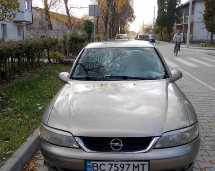 Опель Вектра 1999 в Сокале на Automoto.ua Бежевый Опель Вектра, объемом двигателя 2 л и пробегом 353 тыс. км за 2700 $, фото 13 на Automoto.ua