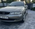 Бежевий Опель Вектра, об'ємом двигуна 1.6 л та пробігом 177 тис. км за 3200 $, фото 13 на Automoto.ua