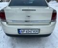 Бежевый Опель Вектра, объемом двигателя 3.2 л и пробегом 300 тыс. км за 2999 $, фото 5 на Automoto.ua