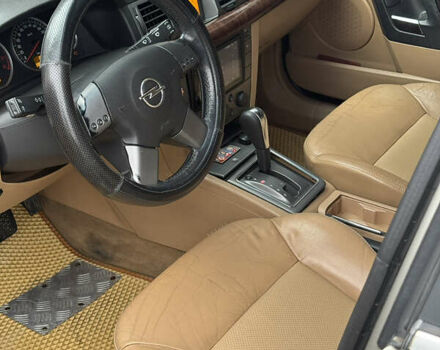 Бежевый Опель Вектра, объемом двигателя 3.18 л и пробегом 388 тыс. км за 3650 $, фото 4 на Automoto.ua