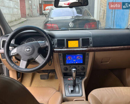 Бежевый Опель Вектра, объемом двигателя 3.2 л и пробегом 300 тыс. км за 3700 $, фото 9 на Automoto.ua
