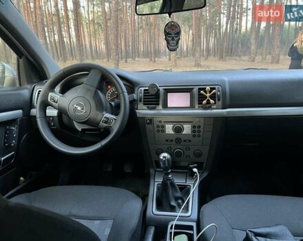 Бежевий Опель Вектра, об'ємом двигуна 2.2 л та пробігом 226 тис. км за 5300 $, фото 4 на Automoto.ua