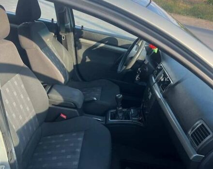 Бежевий Опель Вектра, об'ємом двигуна 1.9 л та пробігом 248 тис. км за 4900 $, фото 6 на Automoto.ua