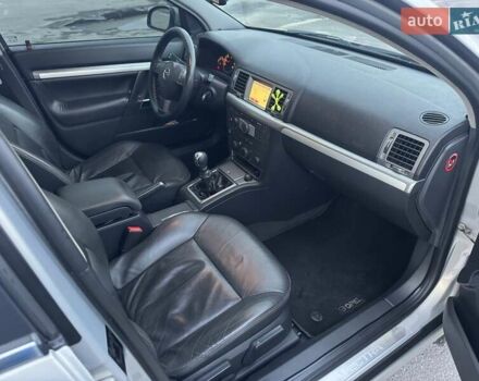 Бежевий Опель Вектра, об'ємом двигуна 2.2 л та пробігом 150 тис. км за 6800 $, фото 11 на Automoto.ua