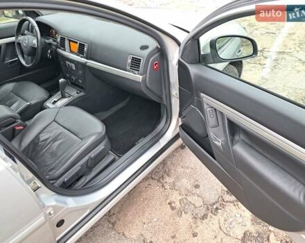 Бежевий Опель Вектра, об'ємом двигуна 2.2 л та пробігом 72 тис. км за 7600 $, фото 19 на Automoto.ua