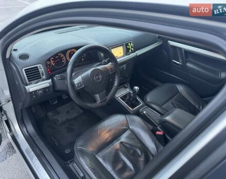 Бежевий Опель Вектра, об'ємом двигуна 2.2 л та пробігом 150 тис. км за 6800 $, фото 19 на Automoto.ua