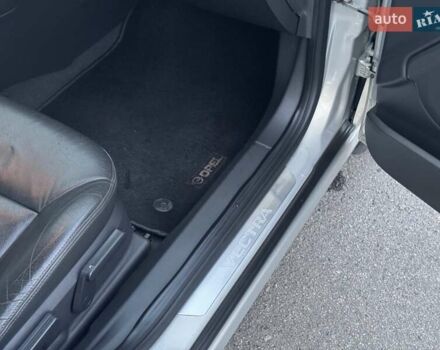 Бежевий Опель Вектра, об'ємом двигуна 2.2 л та пробігом 150 тис. км за 6800 $, фото 10 на Automoto.ua