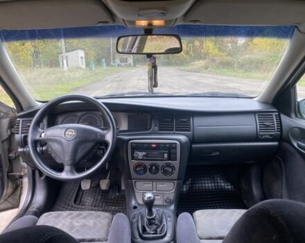 Бежевий Опель Вектра, об'ємом двигуна 0 л та пробігом 356 тис. км за 900 $, фото 11 на Automoto.ua