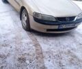 Бежевый Опель Вектра, объемом двигателя 1.6 л и пробегом 280 тыс. км за 2800 $, фото 7 на Automoto.ua
